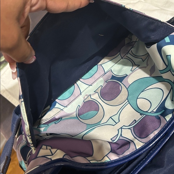 Coach Kyra Daisy Scarf Nylon Signature Crossbody bag in turquoise, purple - Picture 4 of 8